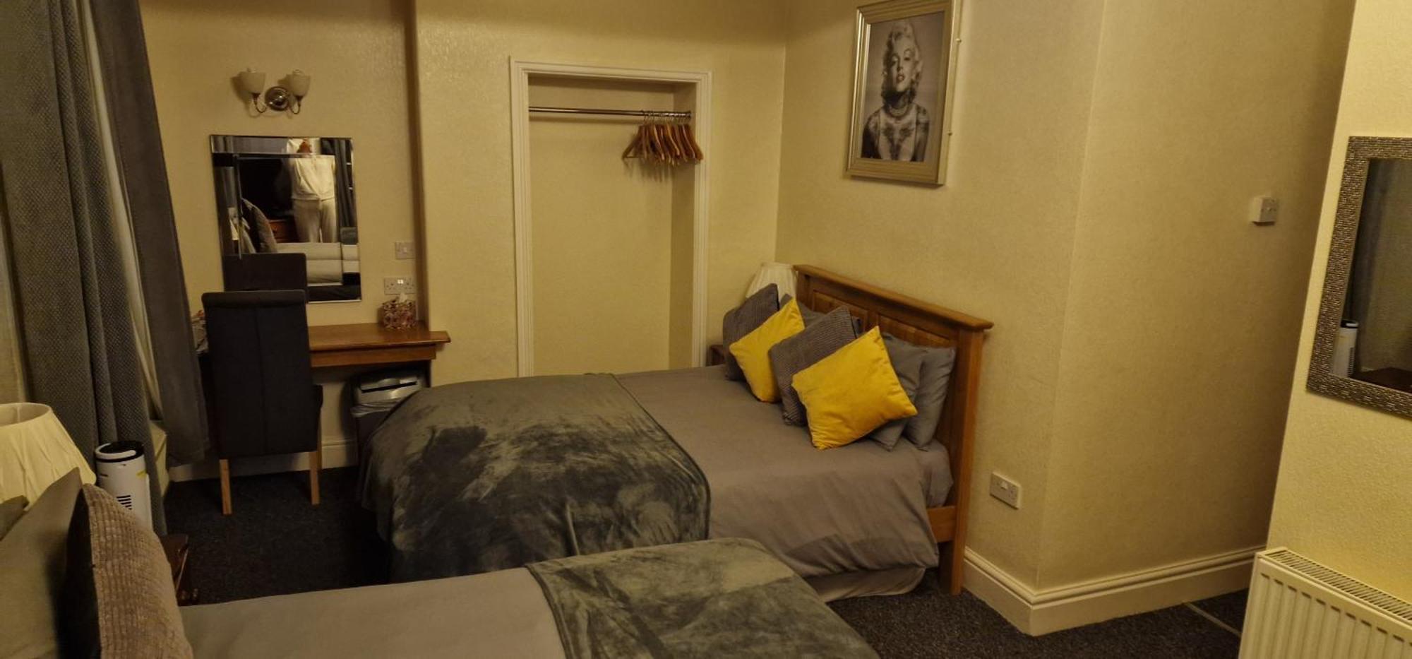 Guest house Hawthorn House