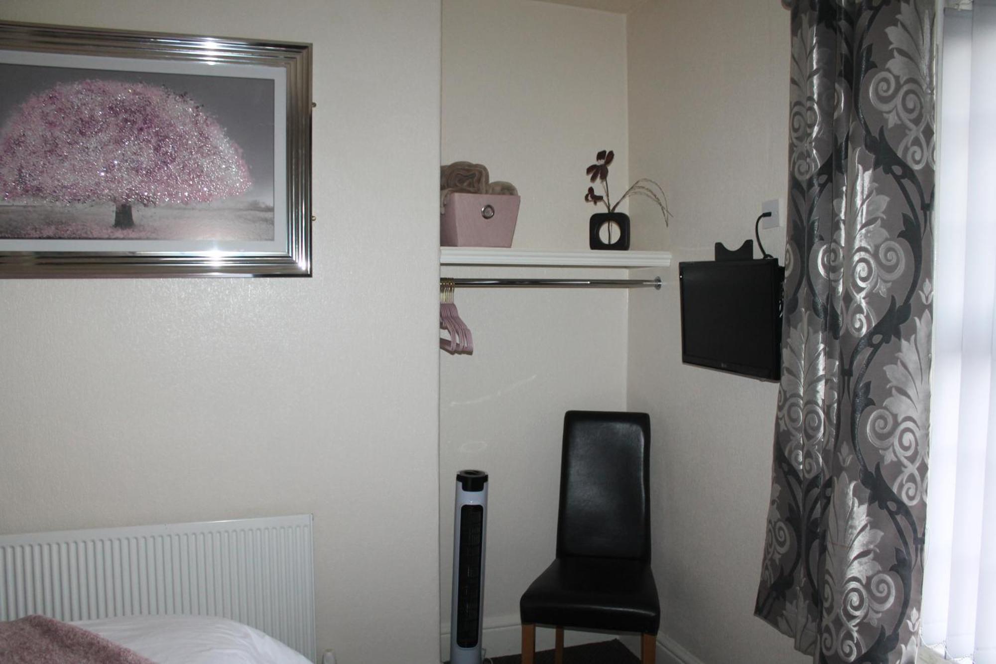 Guest house Hawthorn House 3*